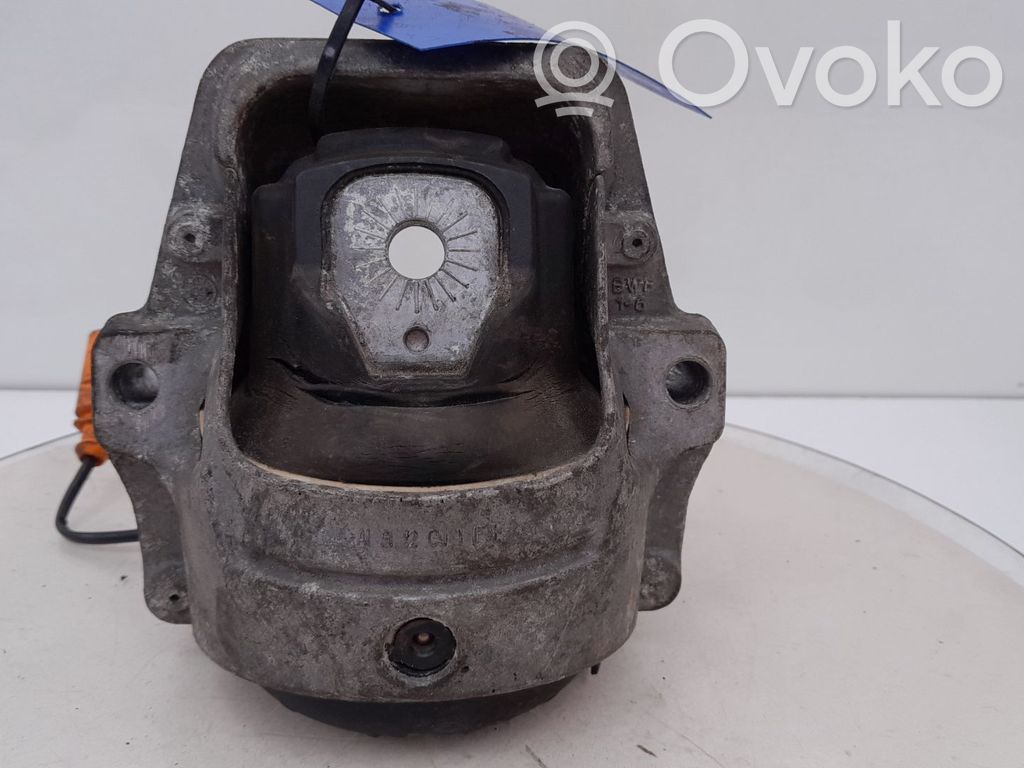 Audi A5 8T 8F Supporto di montaggio del motore
