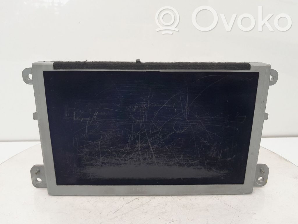 Audi A5 8T 8F Panel / Radioodtwarzacz CD/DVD/GPS 