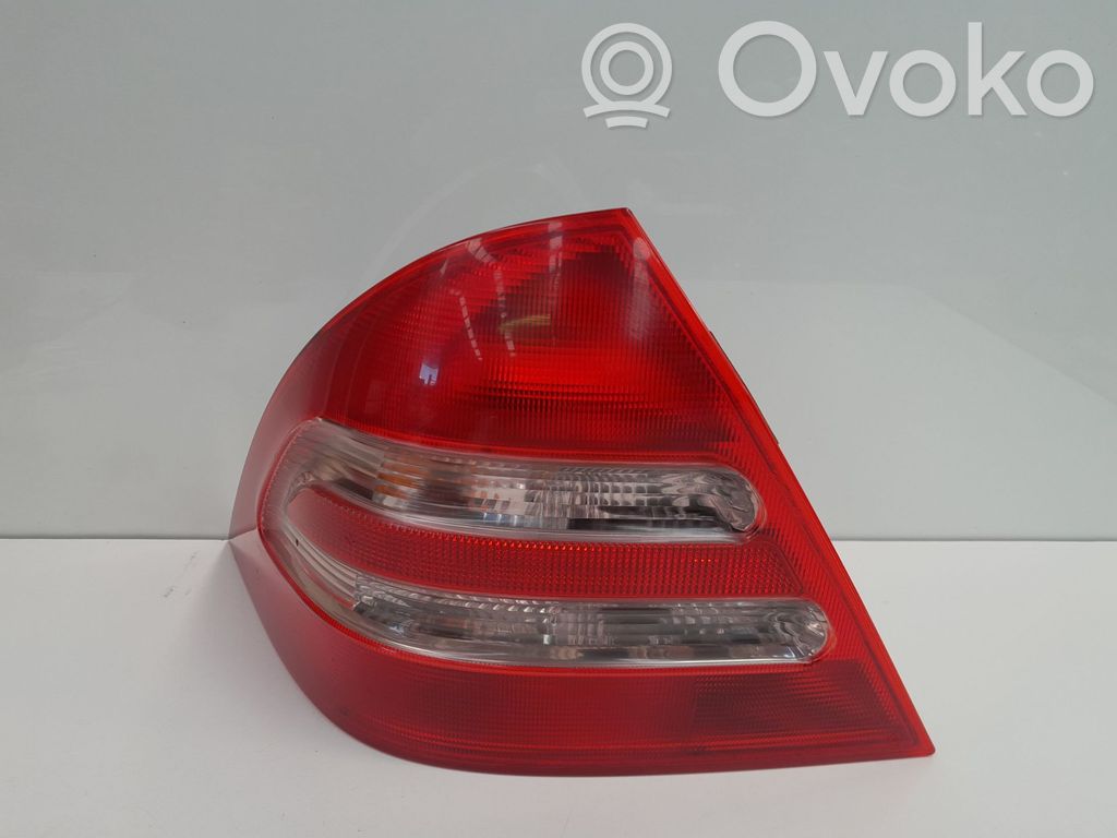 Mercedes-Benz C W203 Rückleuchte Heckleuchte