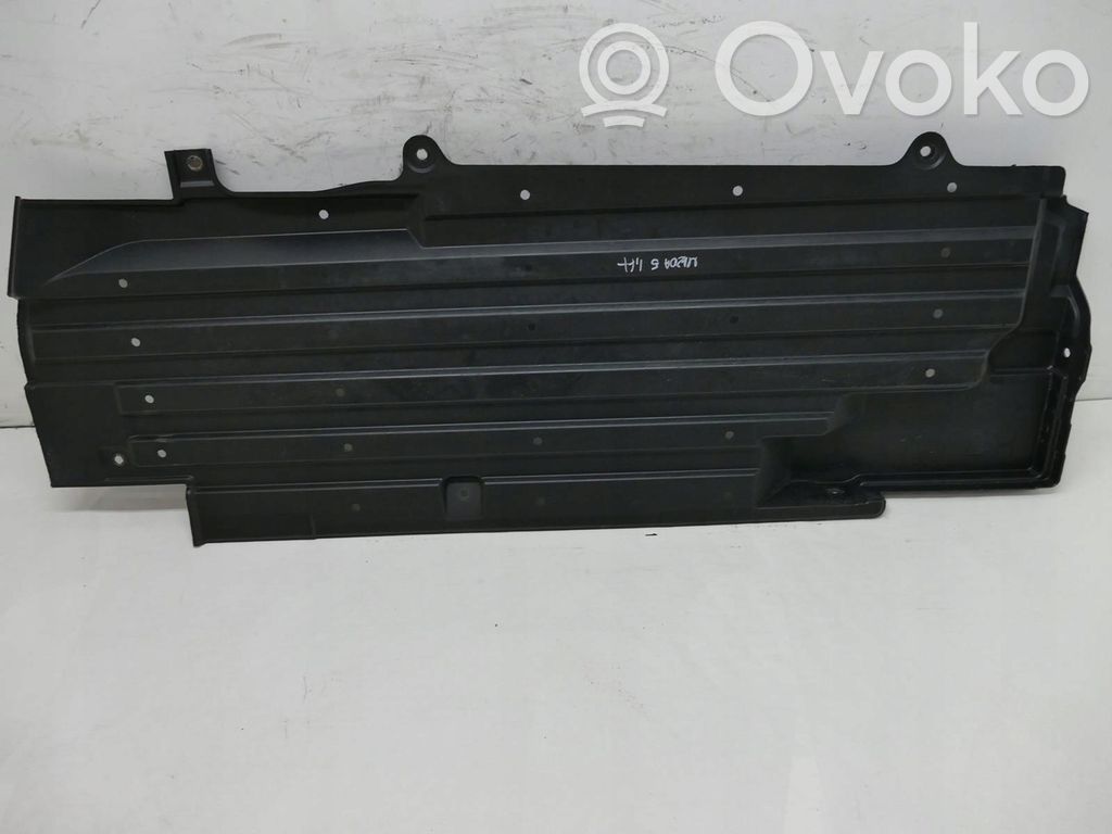 Mazda 5 Center/middle under tray cover 