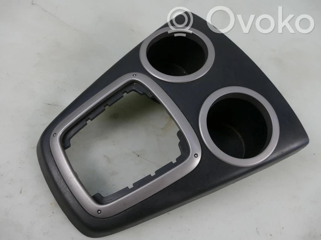 Mazda 2 Отделка рычага переключения передач (пластиковая) 