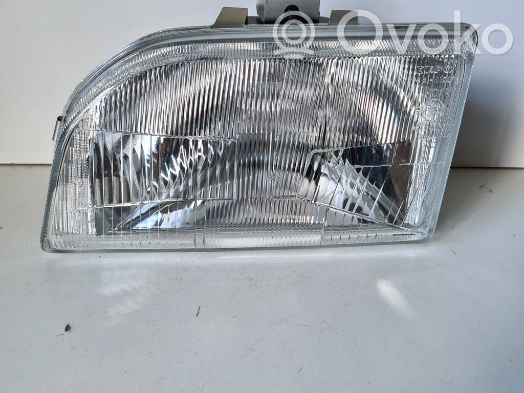 Ford Fiesta Scheinwerfer 