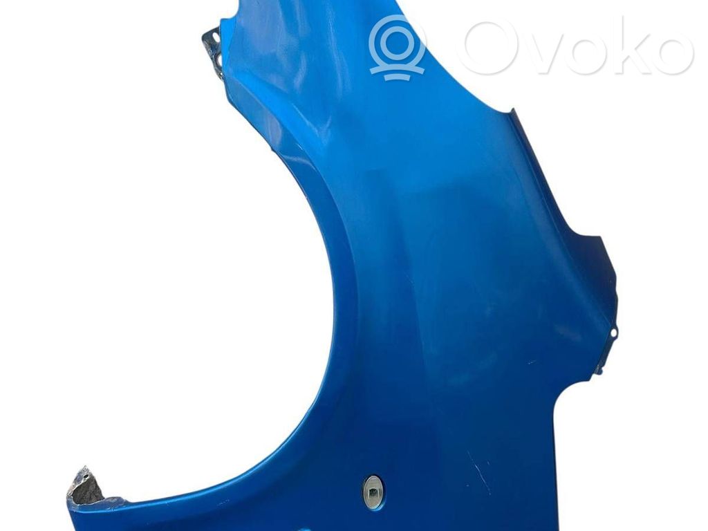Peugeot 1007 Błotnik przedni 