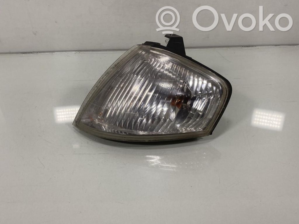 Mazda 323 Seitenblinker 