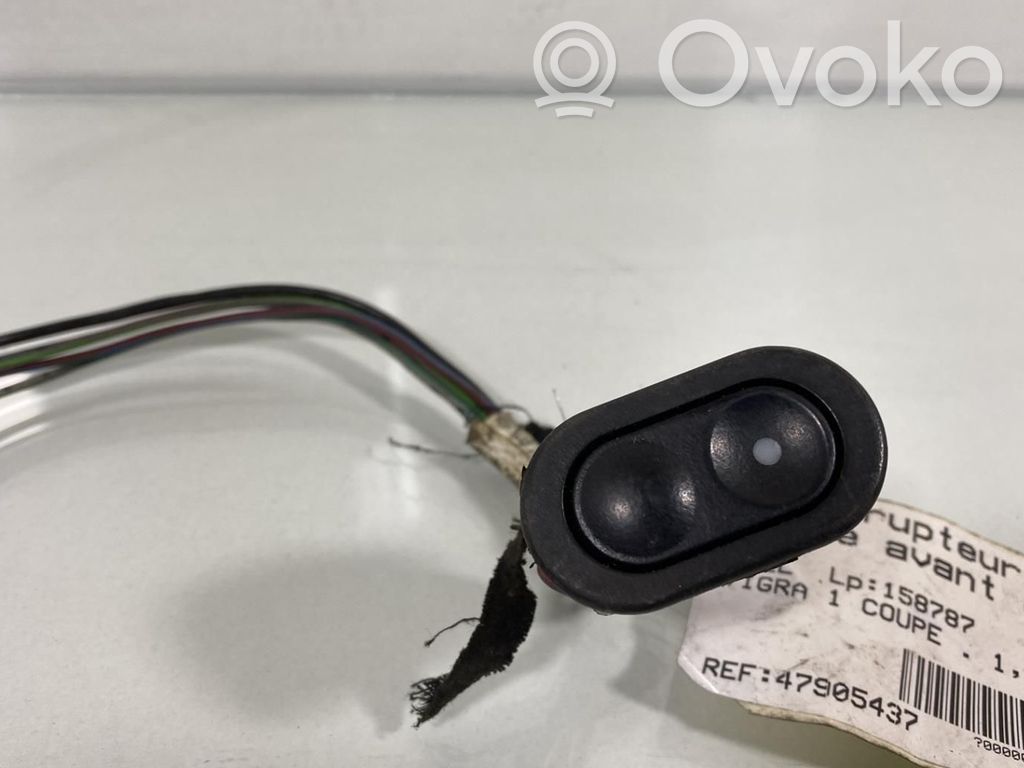 Opel Tigra A Electric window control switch 
