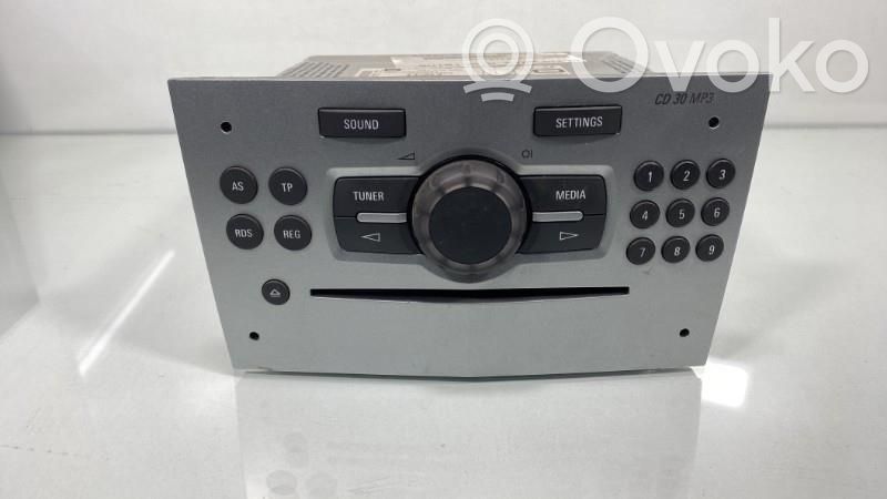 Opel Corsa D Panel / Radioodtwarzacz CD/DVD/GPS 