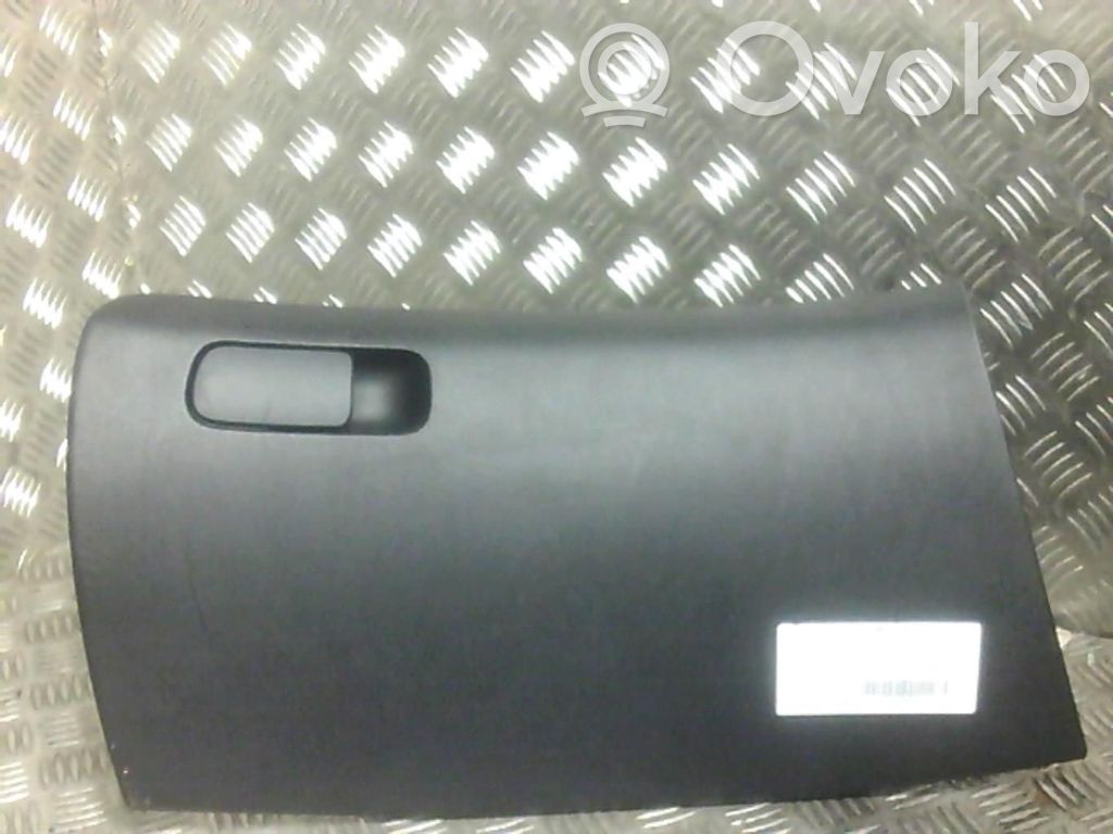 KIA Ceed Juego guantera 
