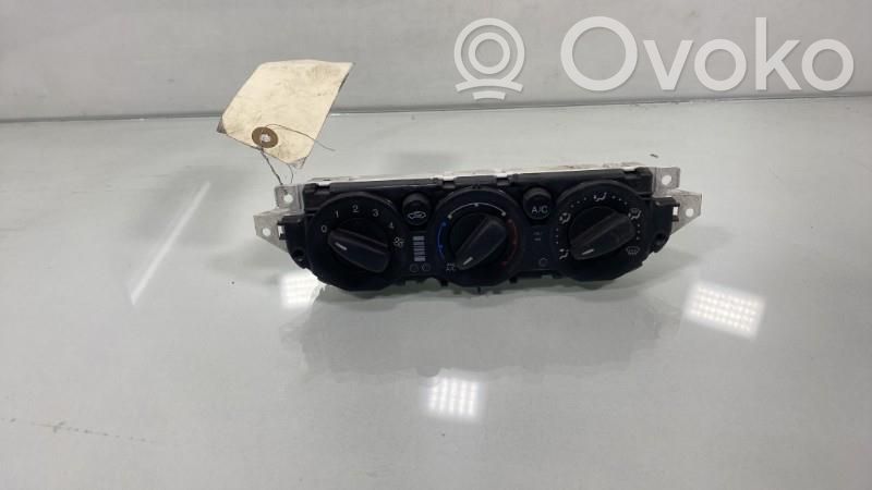 Climate control unit   1896674
