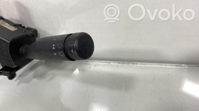 Mazda 121 SM Commodo, commande essuie-glace/phare 