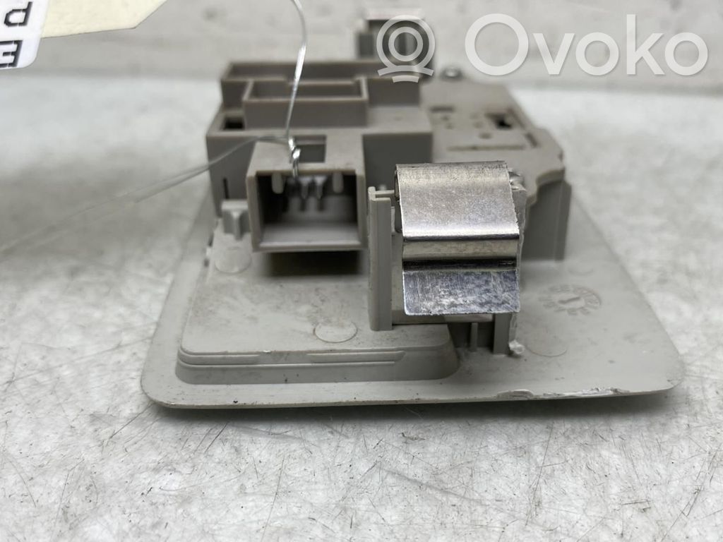 Mazda 2 Front seat light 