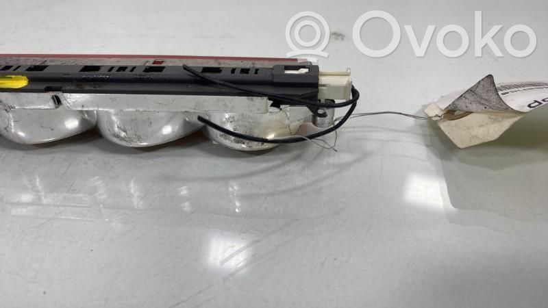 Ford Ka Third/center stoplight 