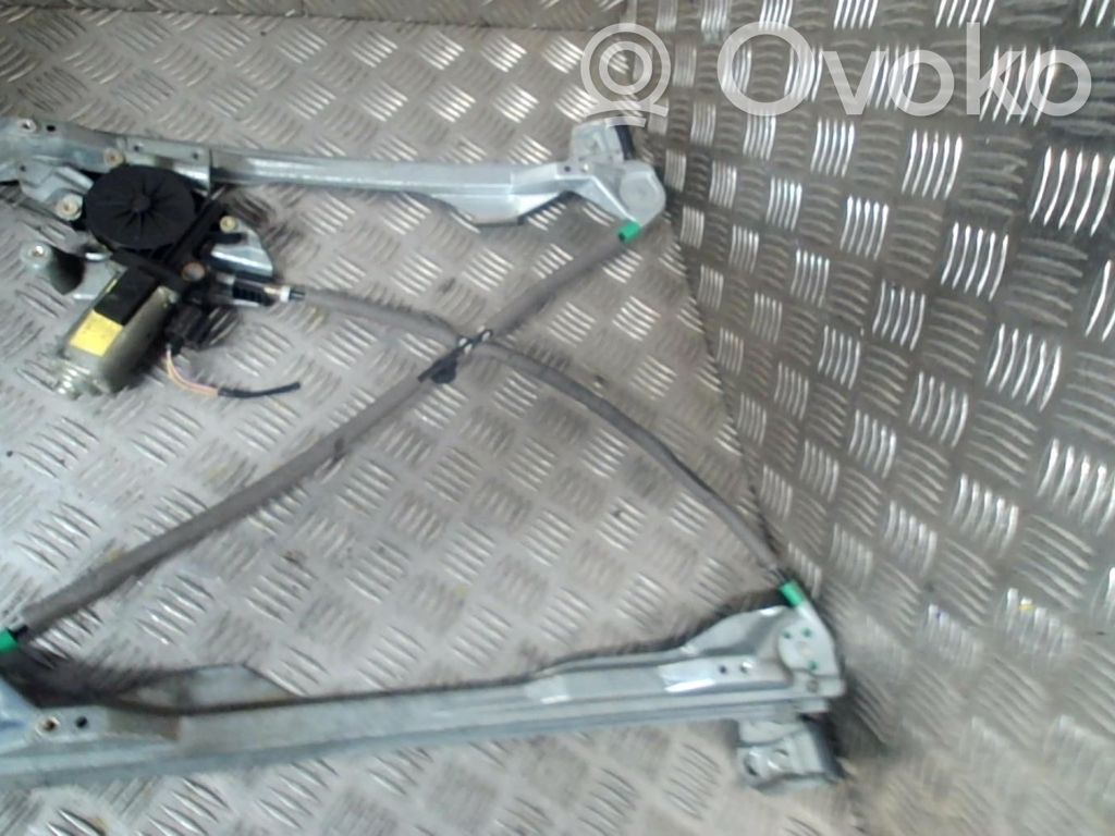 Ford Focus Alzacristalli della portiera anteriore con motorino 