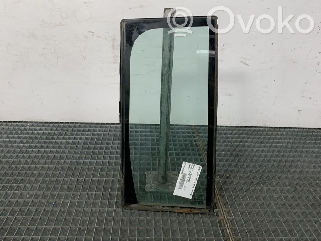 Renault Espace -  Grand espace IV Ventanilla de ventilación de la puerta trasera 