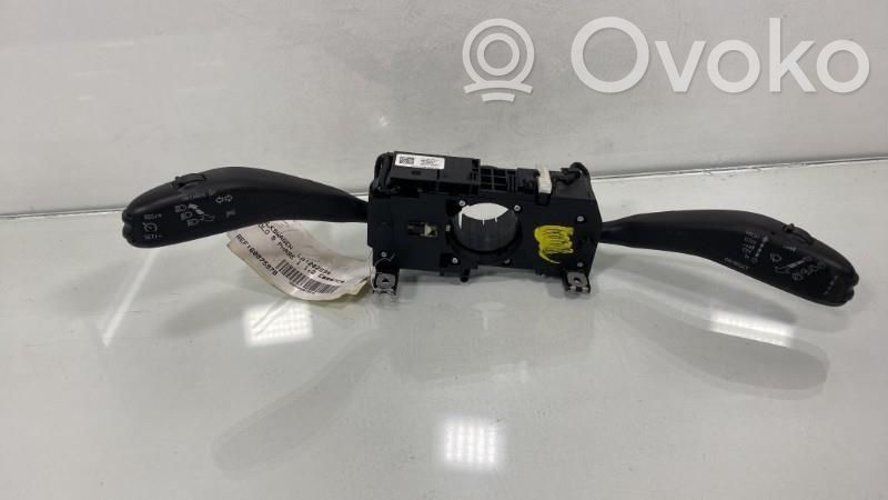 Volkswagen Polo V 6R Manetka / Przełącznik kierunkowskazów wycieraczek