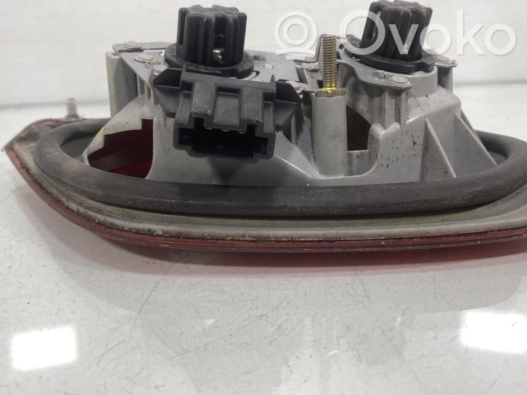 Mercedes-Benz E W210 Luci posteriori del portellone del bagagliaio 