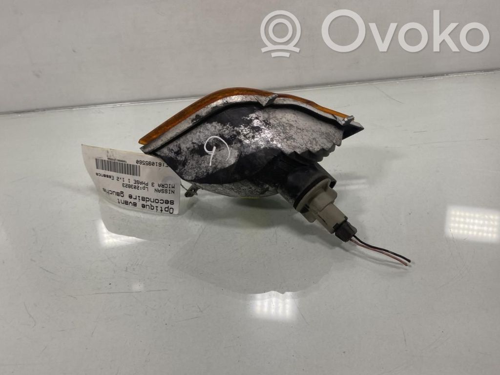 Nissan Micra Front fender indicator light 