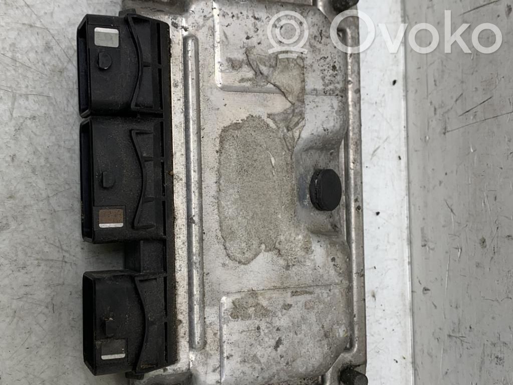 Peugeot 206 Engine control unit/module 