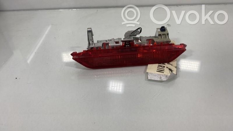 Toyota Yaris Third/center stoplight 