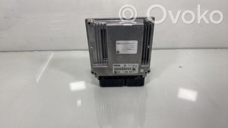 BMW 1 E81 E87 Engine control unit/module 