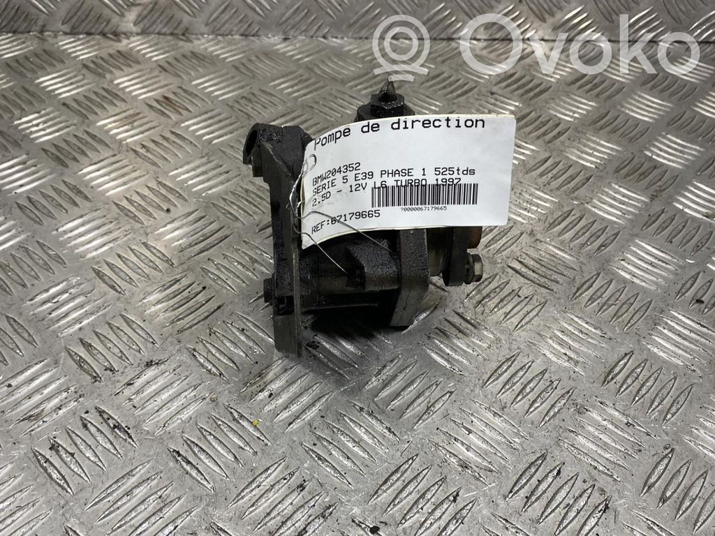 BMW 5 E39 Ohjaustehostimen pumppu 