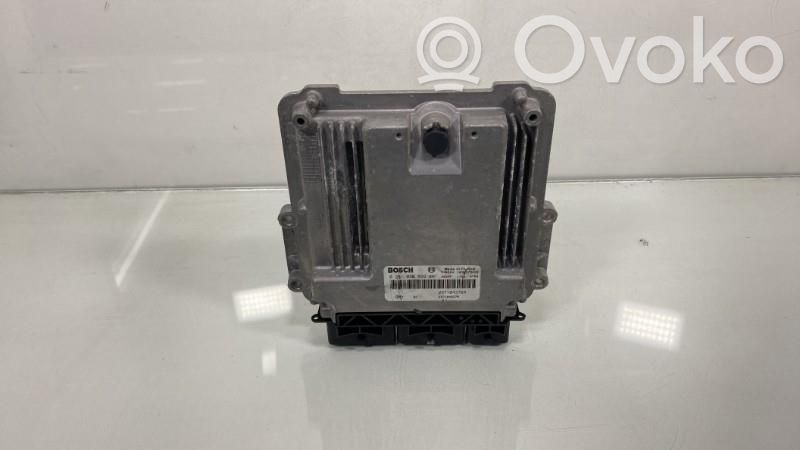 Renault Captur Engine control unit/module 