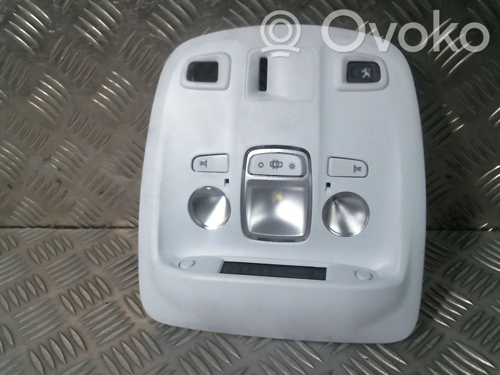 Peugeot 308 Front seat light 