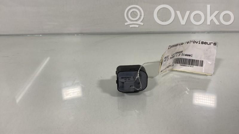 Audi A3 S3 8P Wing mirror switch 