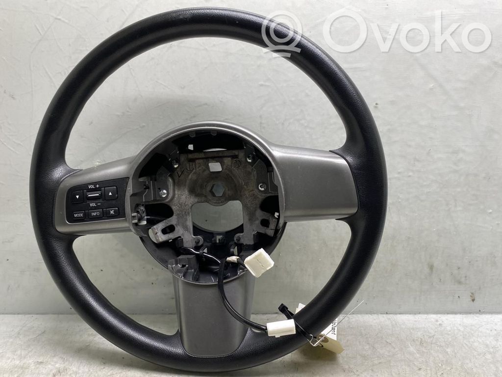 Mazda 2 Lenkrad 