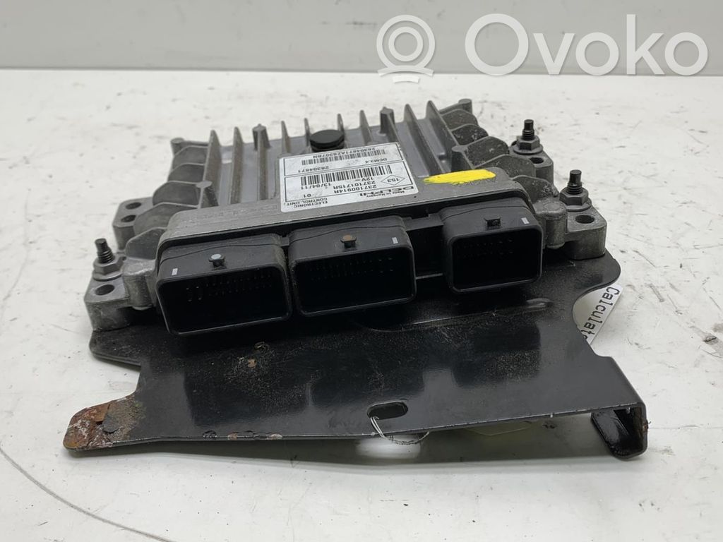 Renault Megane III Engine control unit/module 