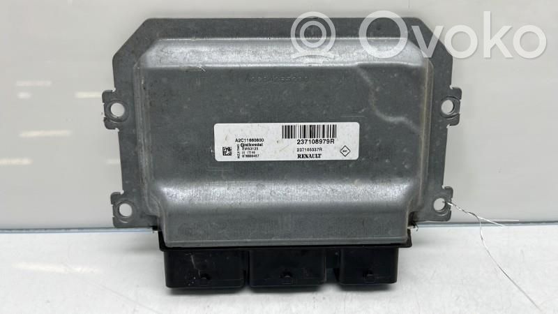 Renault Clio IV Engine control unit/module 
