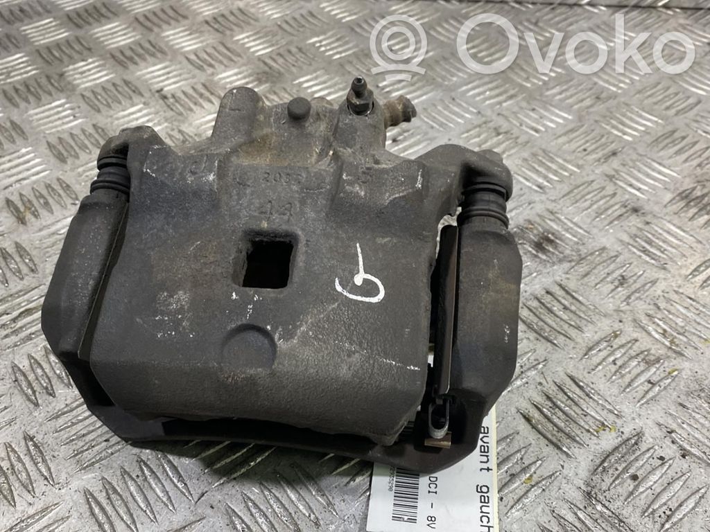 Nissan Juke I F15 Pinza del freno anteriore 