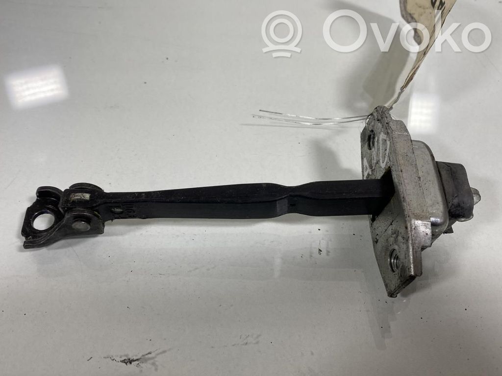 Toyota Prius (XW30) Opritor ușă față 