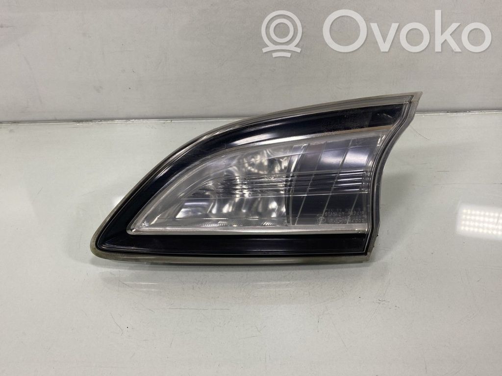 Mazda 3 II Lampy tylnej klapy bagażnika 