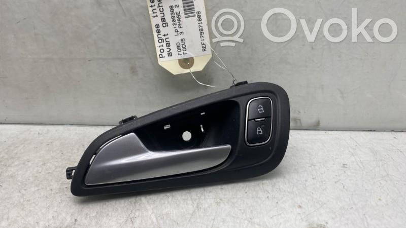 Ford Focus Front door interior handle 
