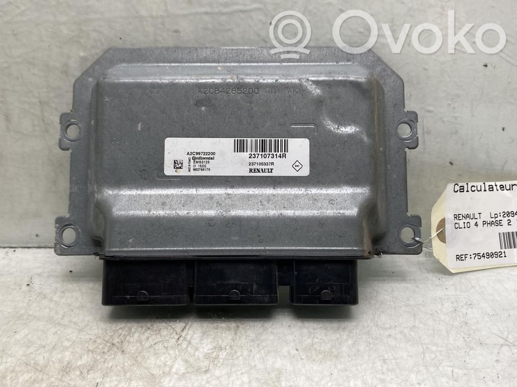 Renault Clio IV Engine control unit/module 