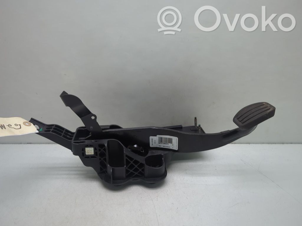 Opel Vivaro Bremžu pedālis 