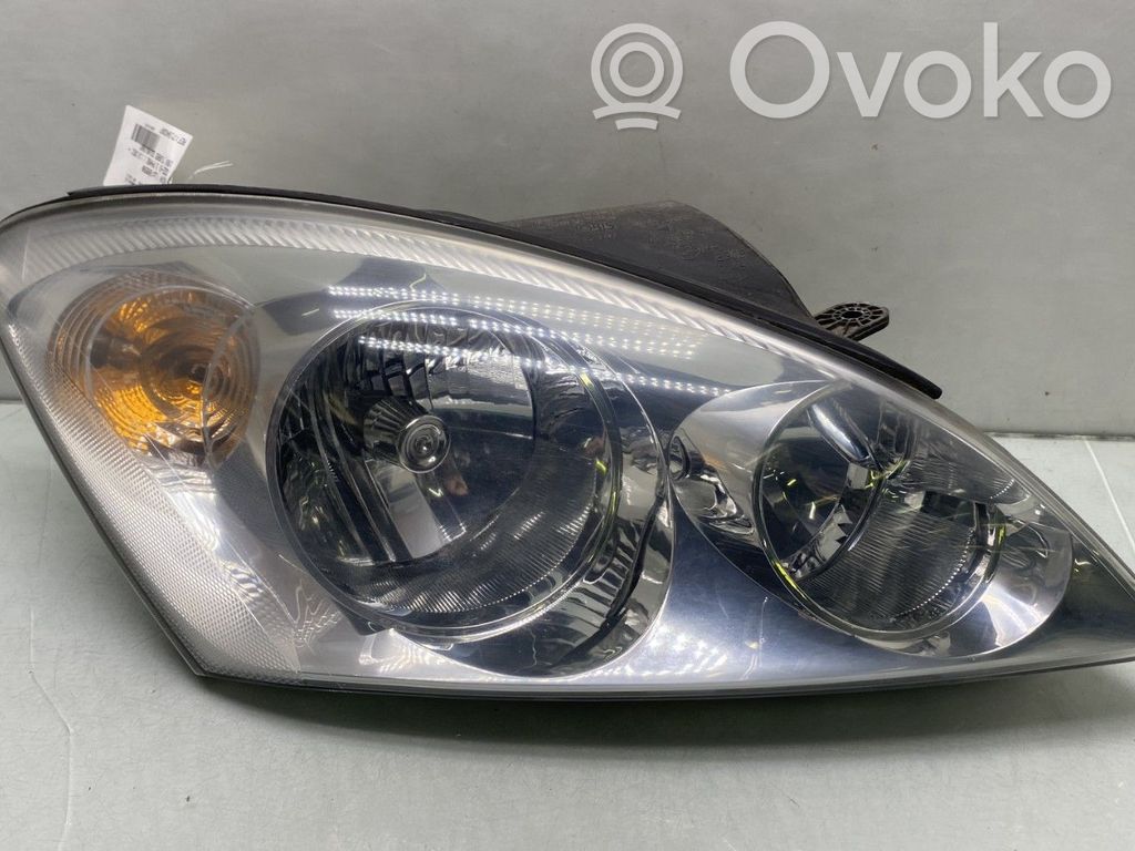 KIA Ceed Headlight/headlamp 