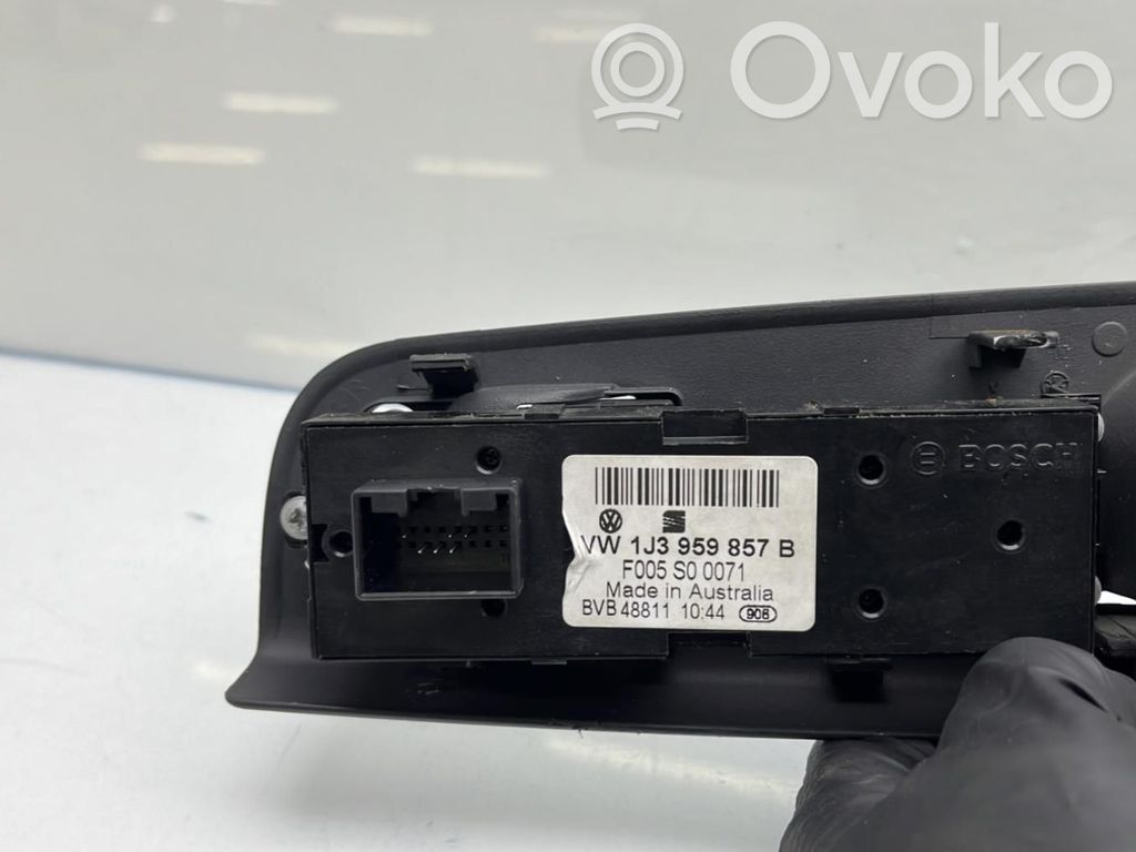 Volkswagen PASSAT B5.5 Interruttore di controllo dell’alzacristalli elettrico