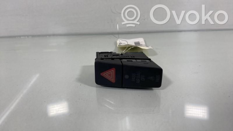 Suzuki SX4 Hazard light switch 