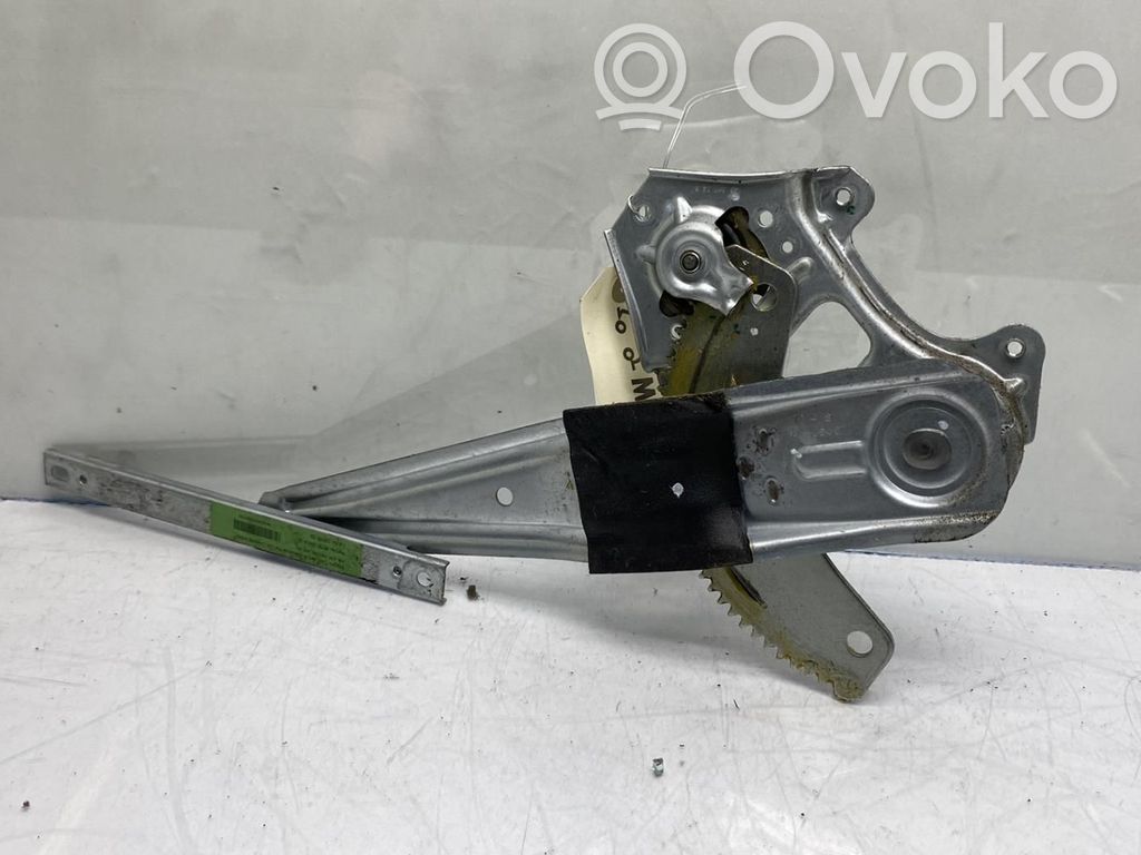 Regulador manual de la ventanilla trasera   827203VV5A