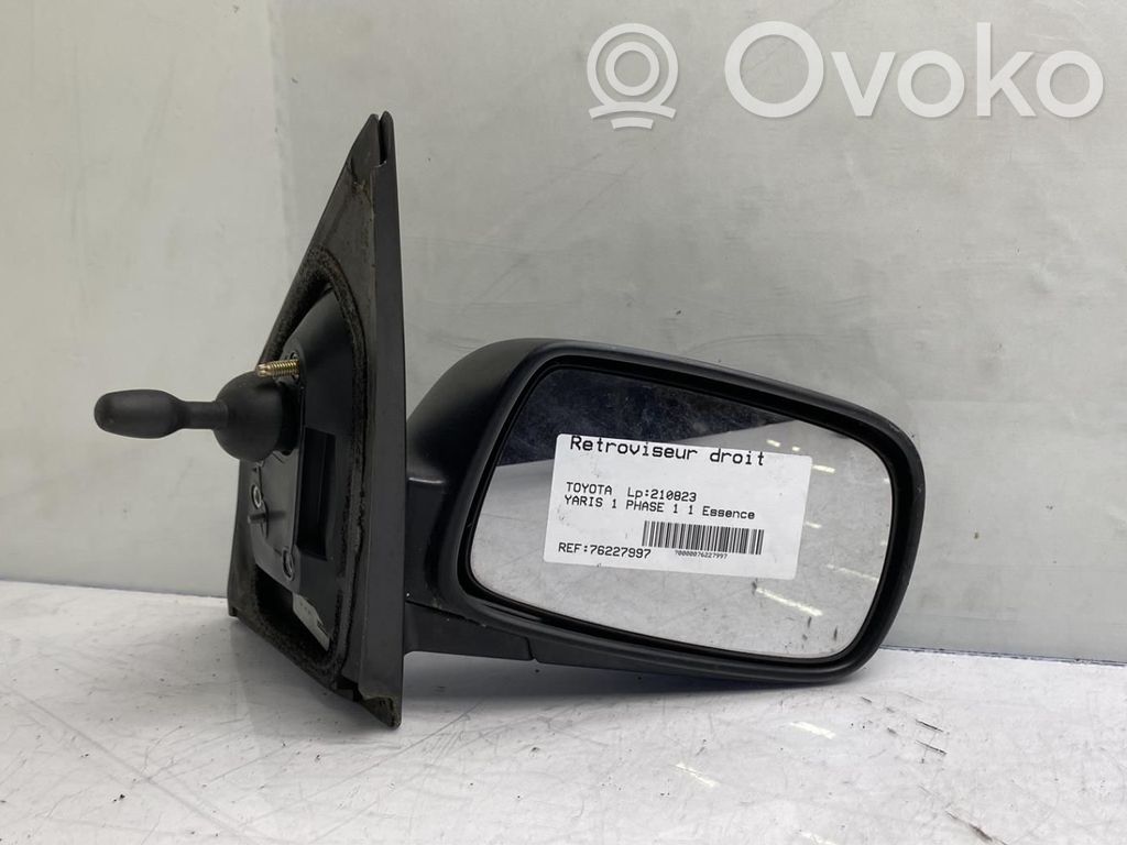 Toyota Yaris Specchietto retrovisore manuale 