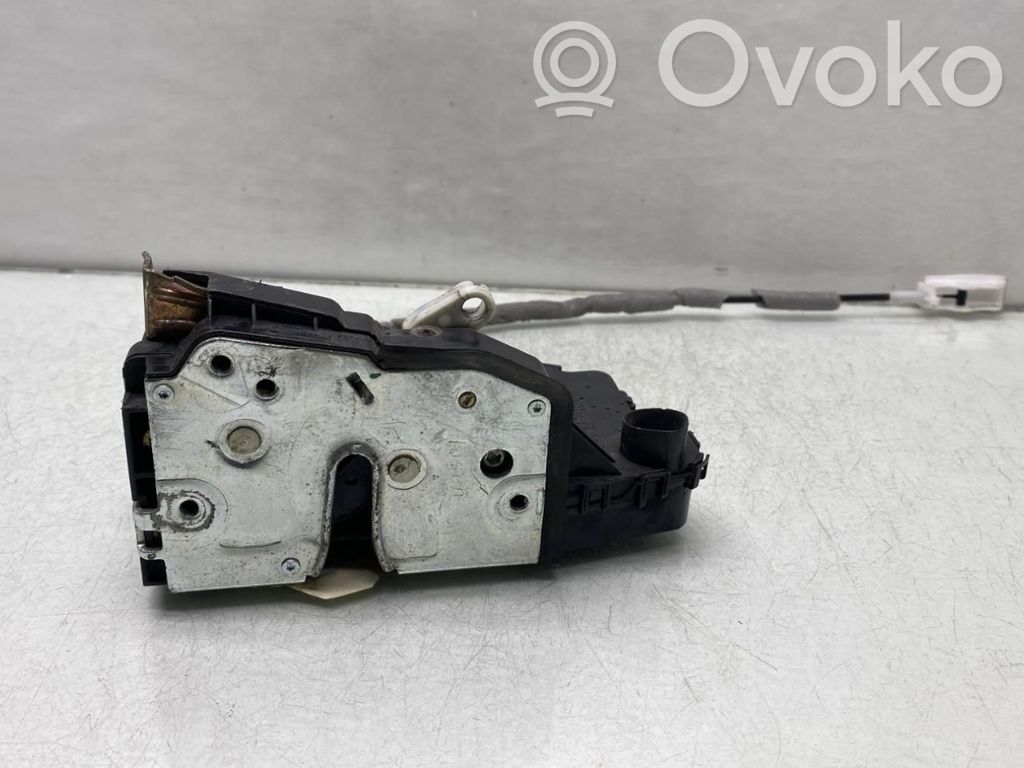 BMW 3 E46 Etuoven lukko 