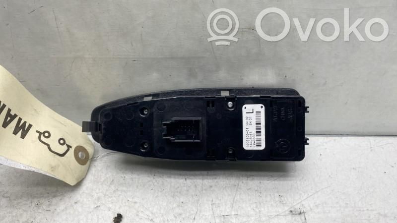 BMW 1 F20 F21 Electric window control switch 
