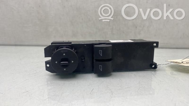Ford Focus Electric window control switch 