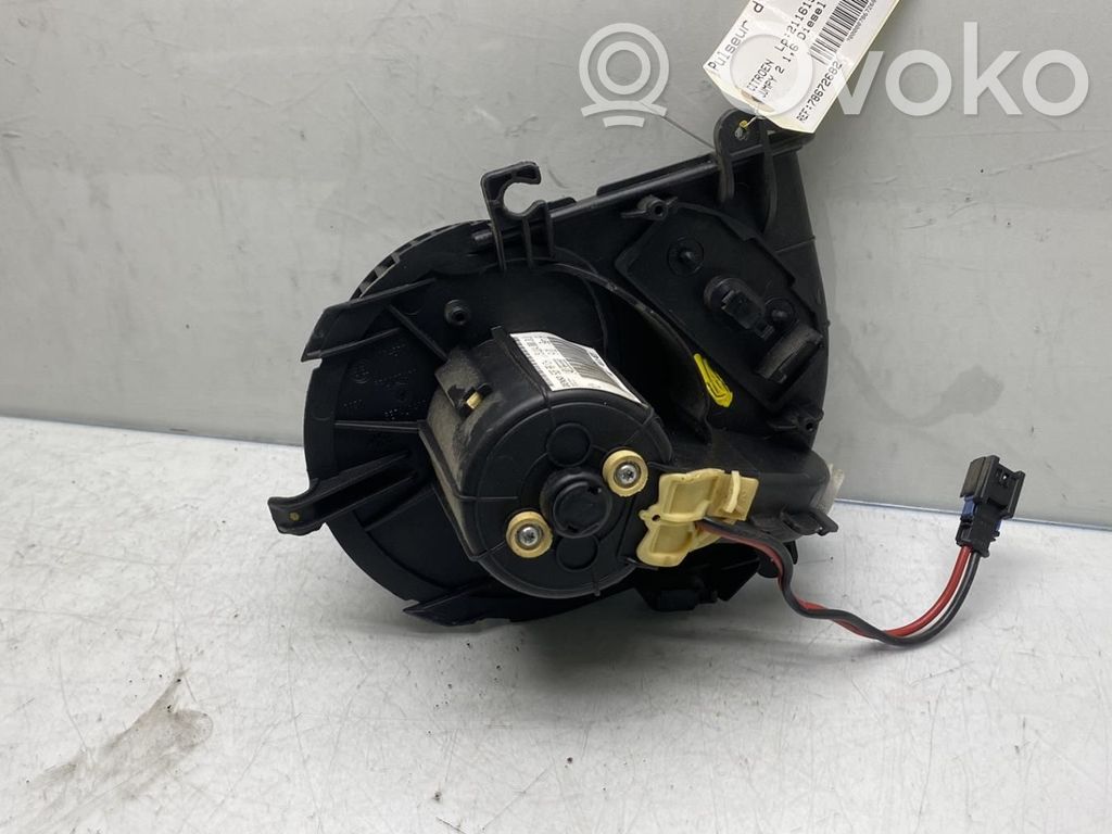Mazā radiatora ventilators   1613566380