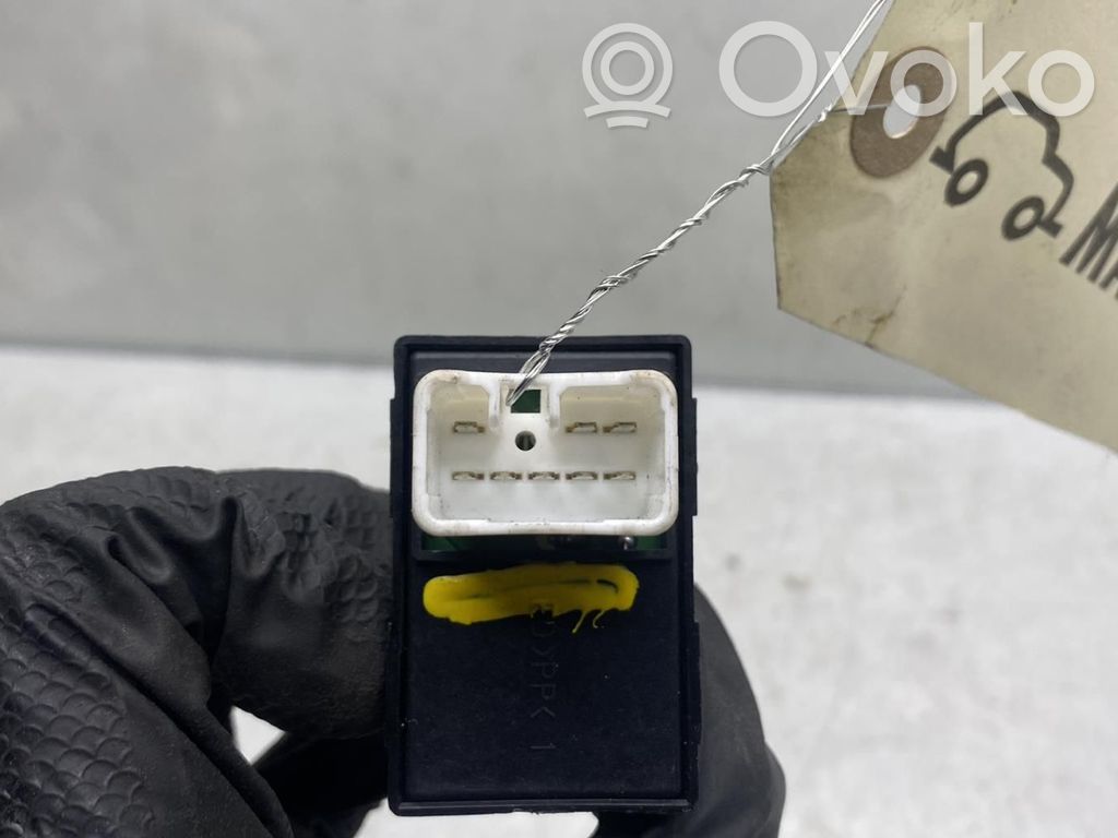 KIA Pro Cee'd I Electric window control switch 