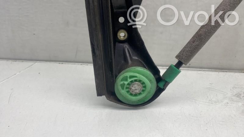 Ford Focus Alzacristalli della portiera anteriore con motorino 