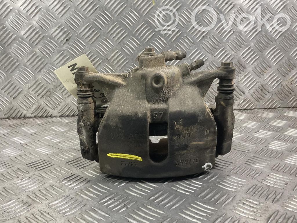 Etujarrusatula   8V0615123