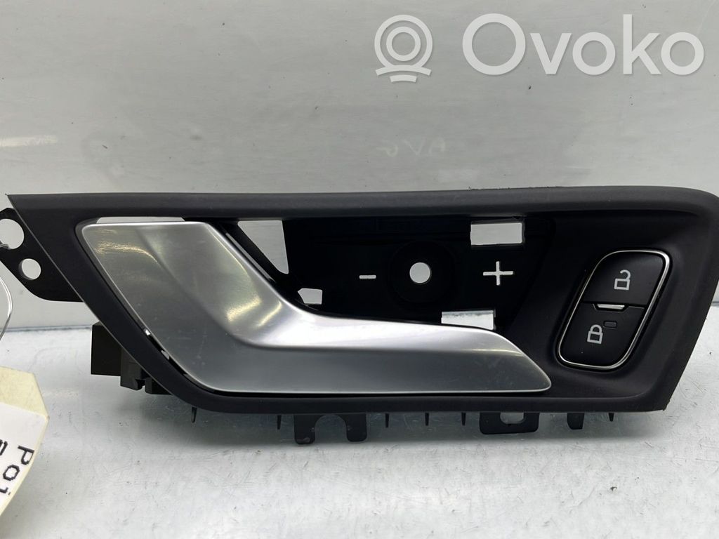 Ford Focus Front door interior handle 