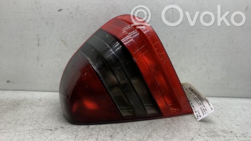 Mercedes-Benz C W202 Lampa tylna 